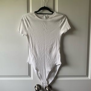 NWOT H&M Lettuce Edge Bodysuit